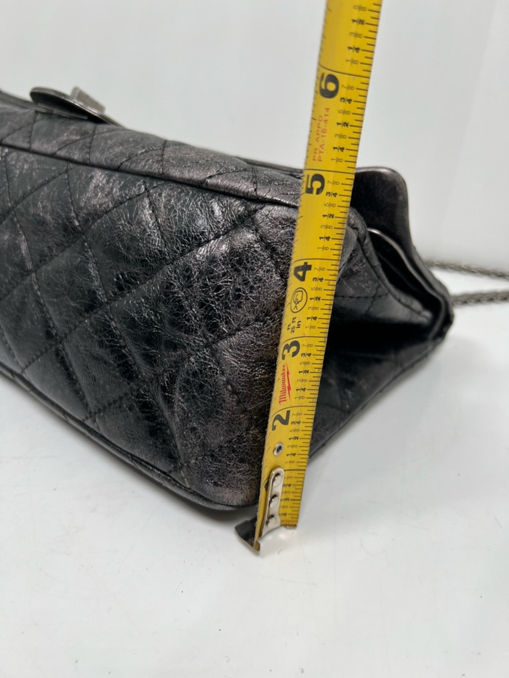 Chanel Quilted Aged Calfskin Silver / Gray Reissue 2.55 Double Flap 227 - Picture 9 of 11